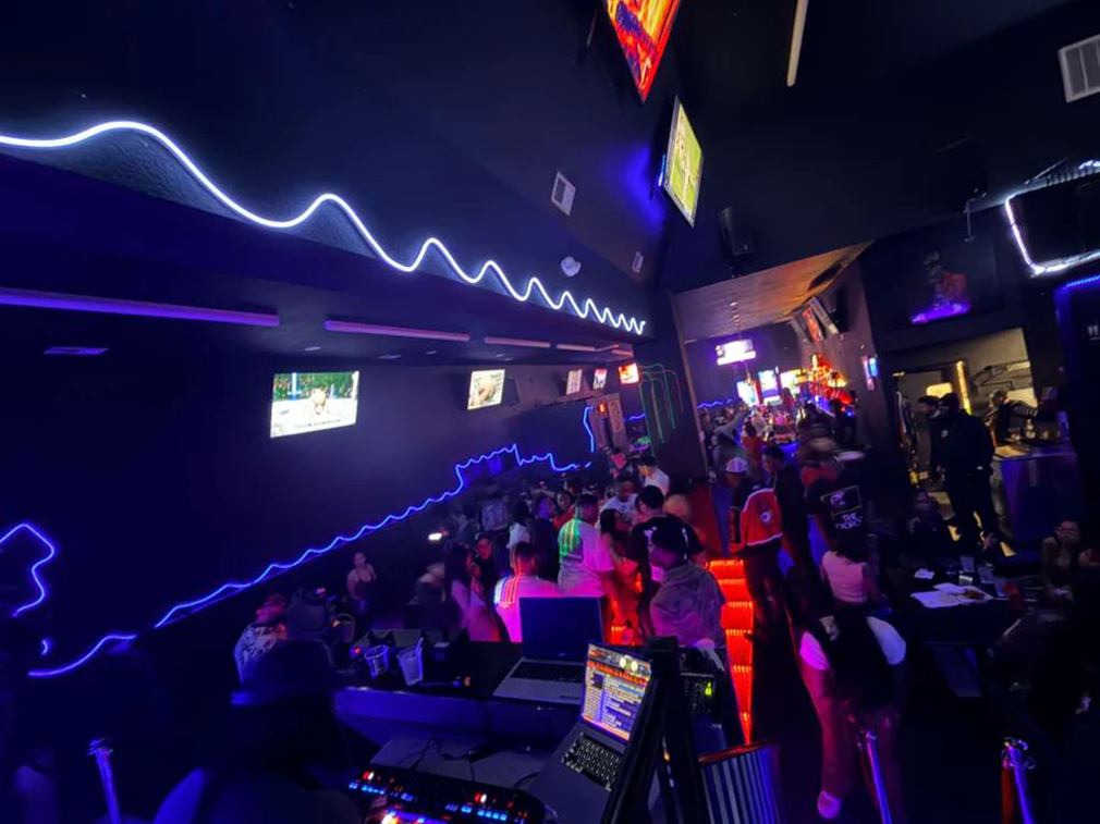 Kings Restaurant & Hookah Bar