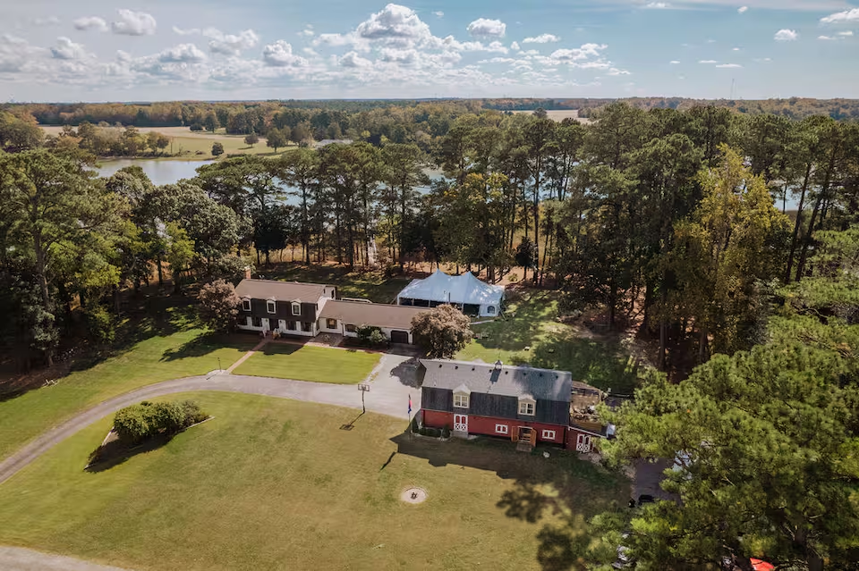 Cherry Grove on the Creek